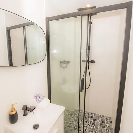 Апартаменты Sea Pearl Luxury By The Croisette And The *